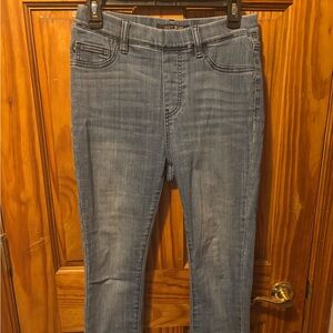 Judy Blue medium wash pull on jeans. Size 7.